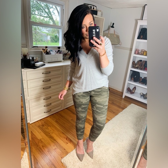 Universal Thread Camo Camouflage Skinny Pants army green sz 6 - Picture 10 of 10